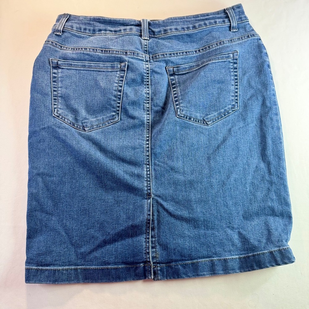 Charter Club Womens Blue Denim Pencil Skirt Size 10 Medium Wash Stretch - Picture 4 of 6